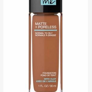 2- Bottles Maybelline Fit Me Matte Liq,Foundation